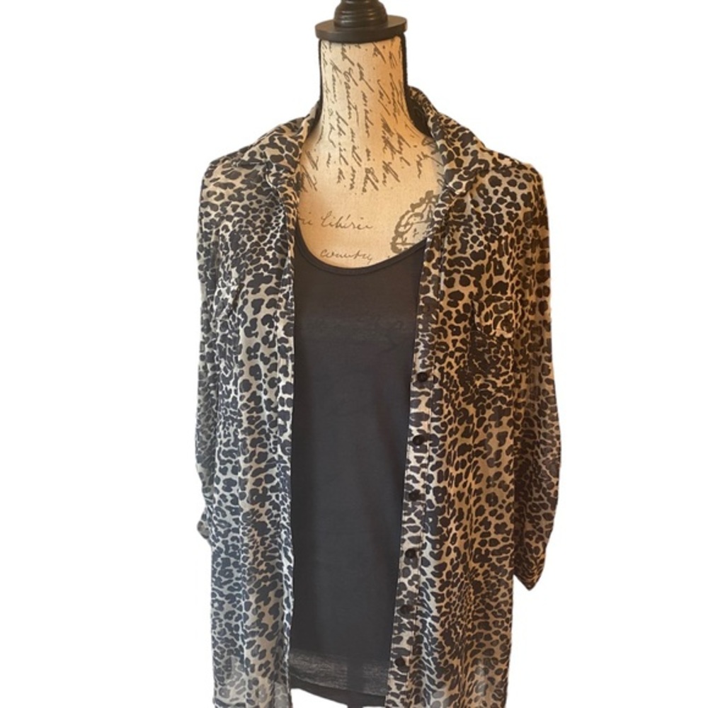 French Laundry Cheetah print Blouse Size L